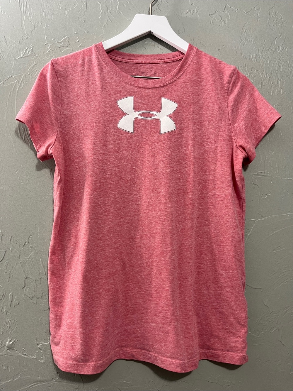 Under Armour Heathered Pink Short Sleeve Logo Tee size medium